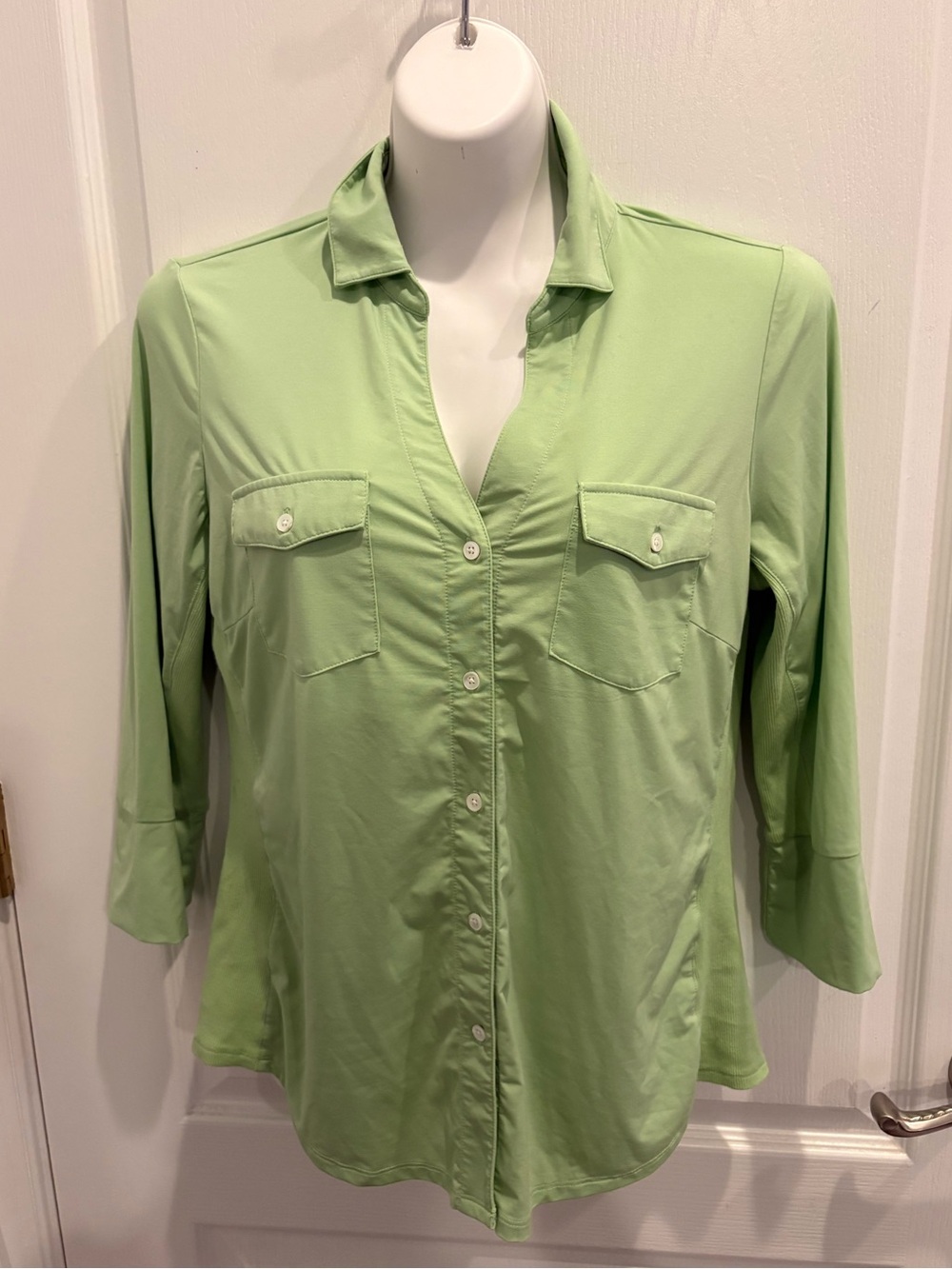 J. McLaughlin Green Paneled Side 3/4 Sleeve Length Top Size M